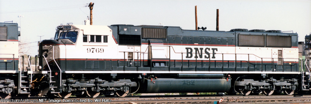 BNSF SD70MAC 9769